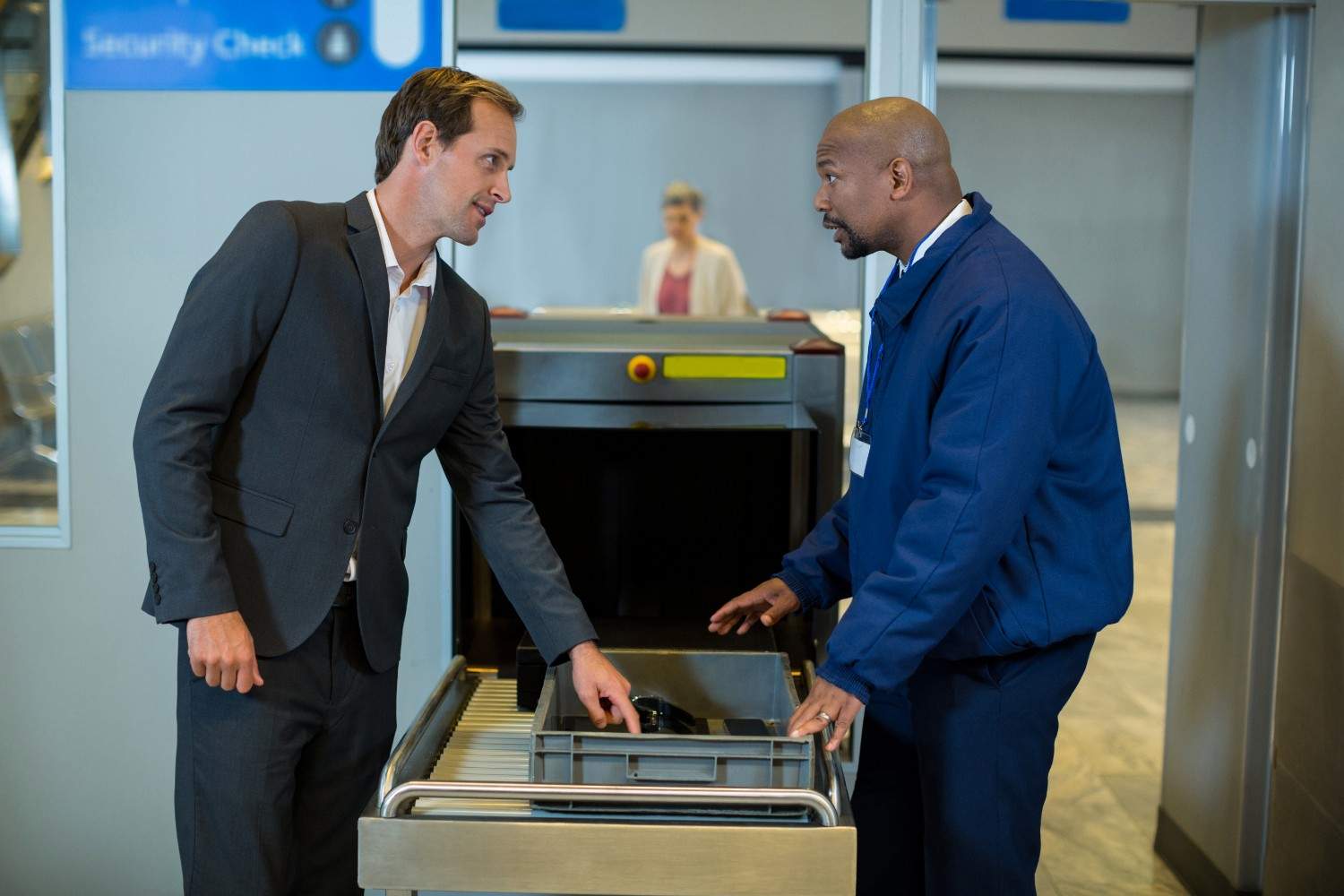 Airport Baggage Scanner